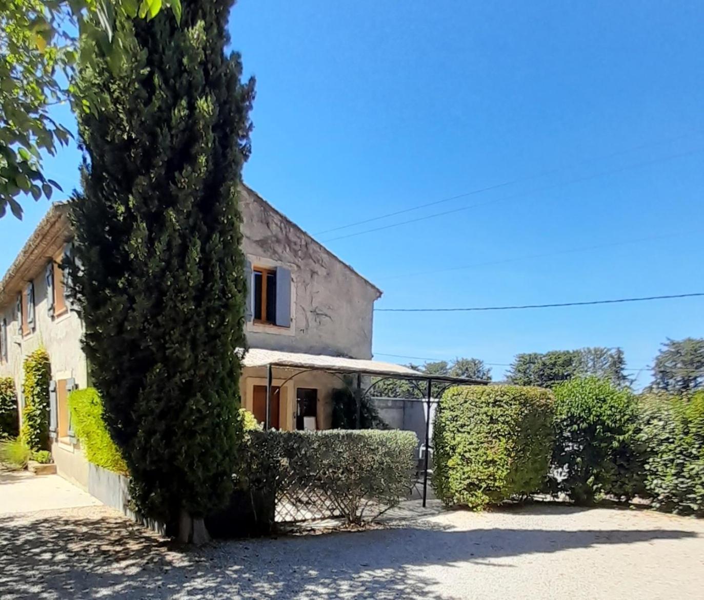 Le Mas Des Vergers Salon-de-Provence Exterior photo