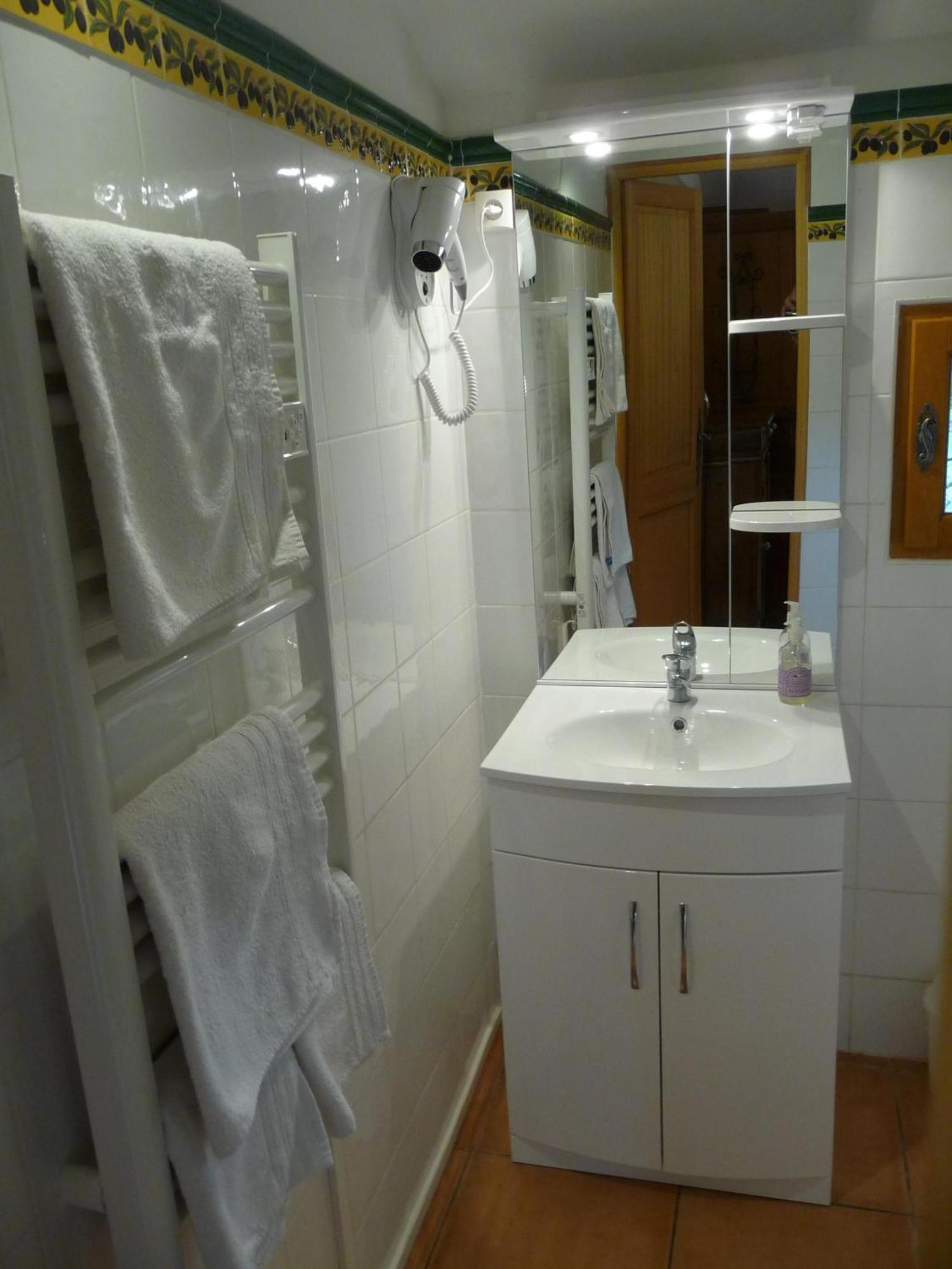 Le Mas Des Vergers Salon-de-Provence Room photo